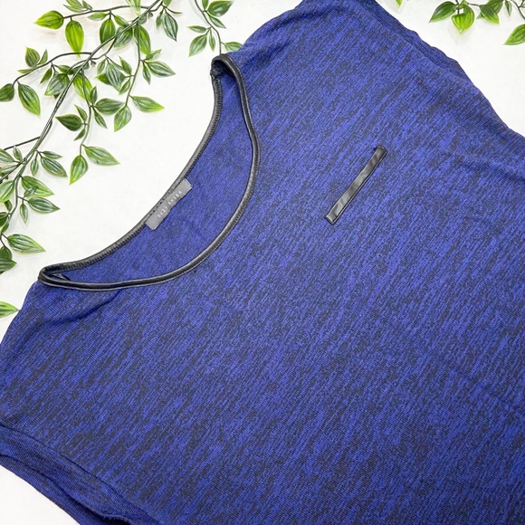 Suzy Shier Blue Top - Picture 2 of 4